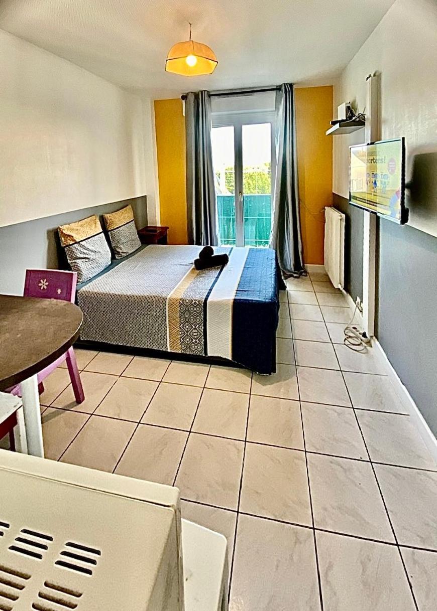 Appartement Proche Gare Et Centre Ville Melun Eksteriør billede