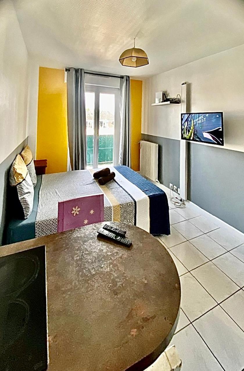 Appartement Proche Gare Et Centre Ville Melun Eksteriør billede