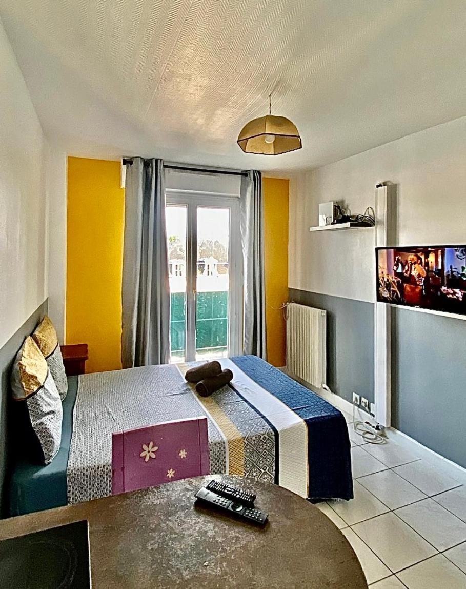 Appartement Proche Gare Et Centre Ville Melun Eksteriør billede