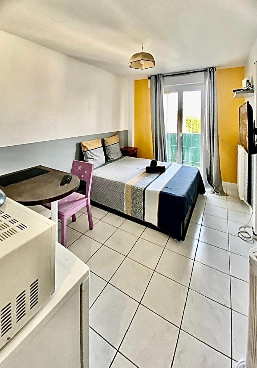 Appartement Proche Gare Et Centre Ville Melun Eksteriør billede